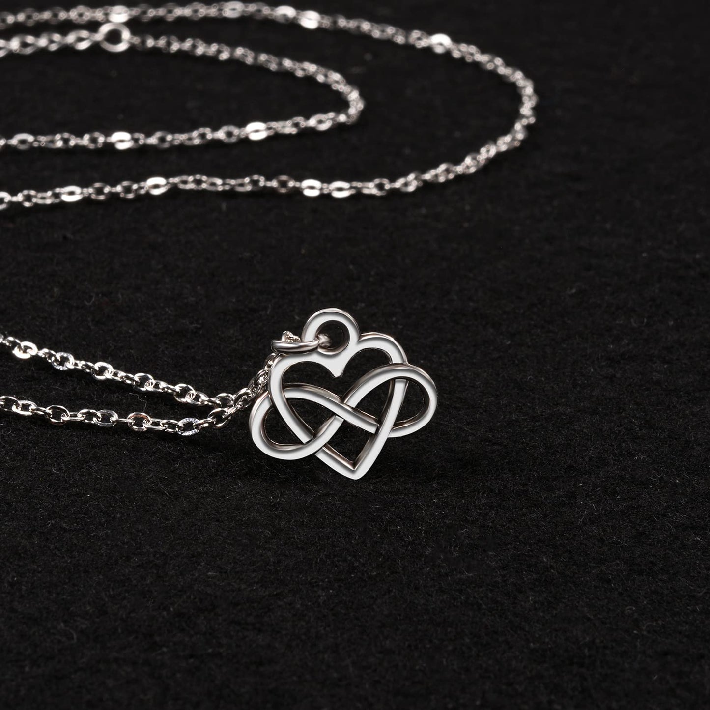 Infinity Heart Necklace for Mum - Silver Plated Stainless Steel Pendant - Perfect Gift for Mother's Day