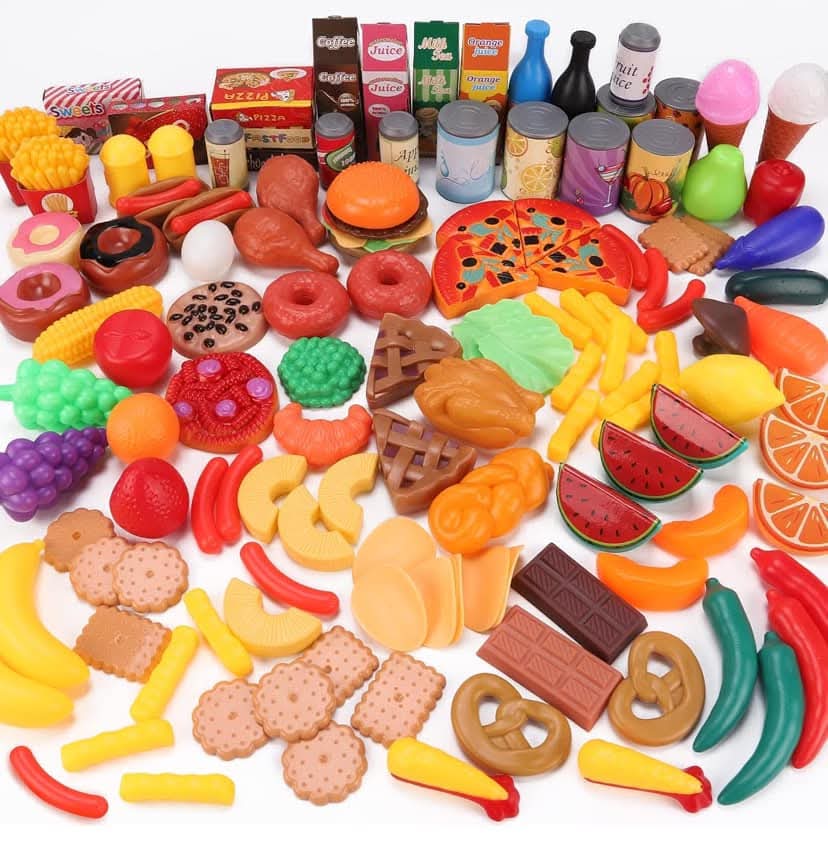 137 piece plastic food