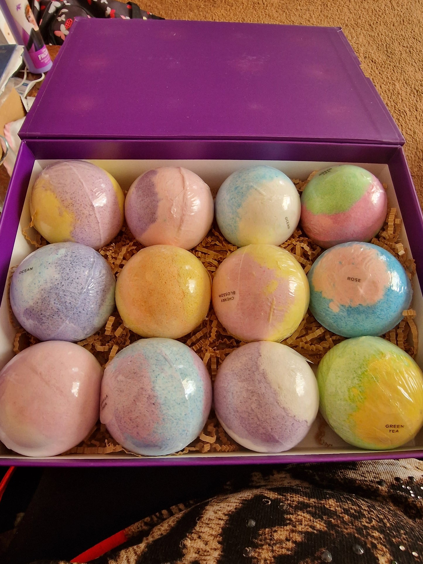 Small bath bombs