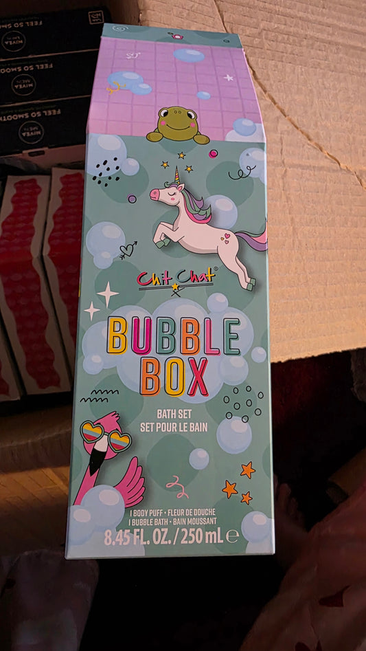 Chit Chat Bubble Box Gift Set For Kids (Bubble Bath & Body Puff)