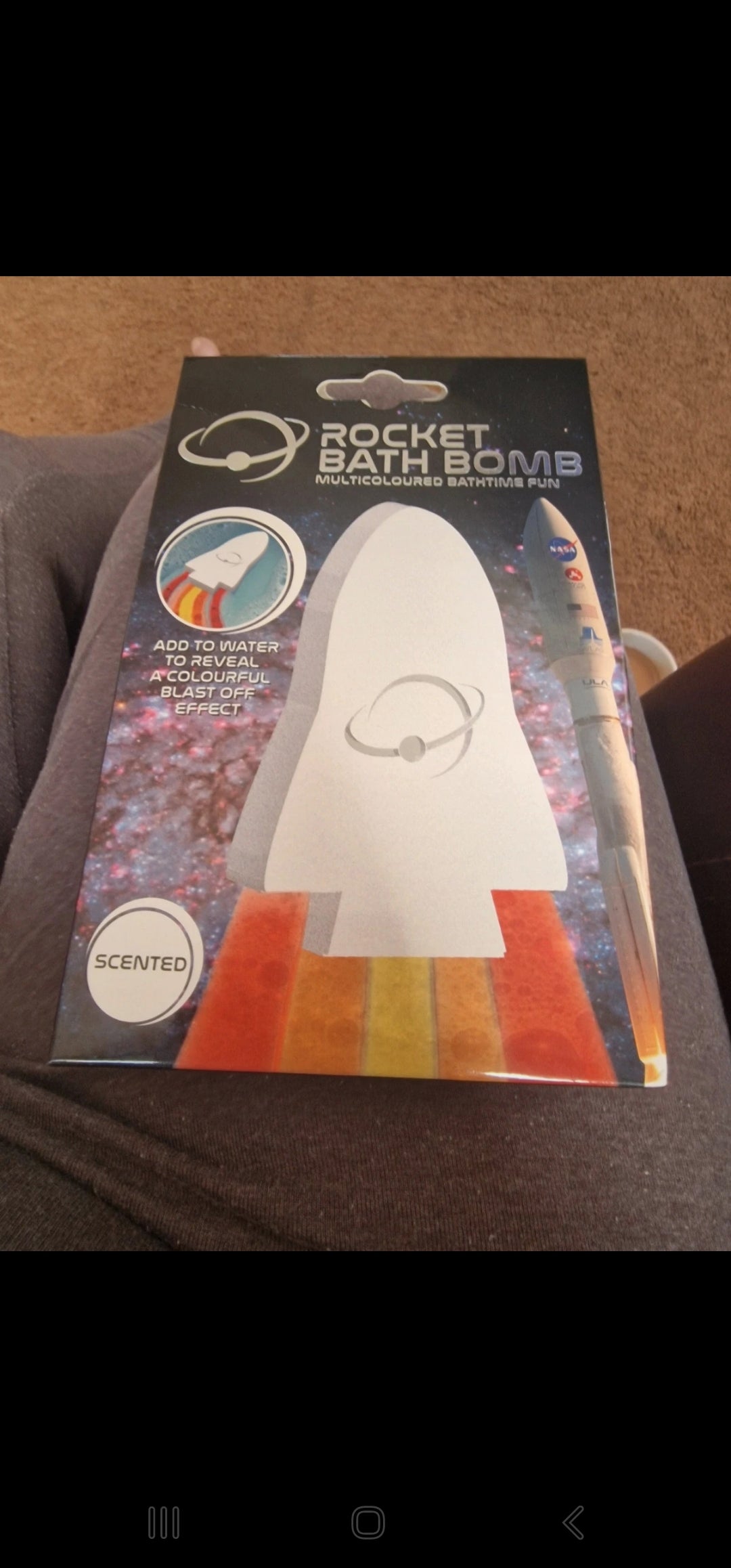 Rocket bath bomb