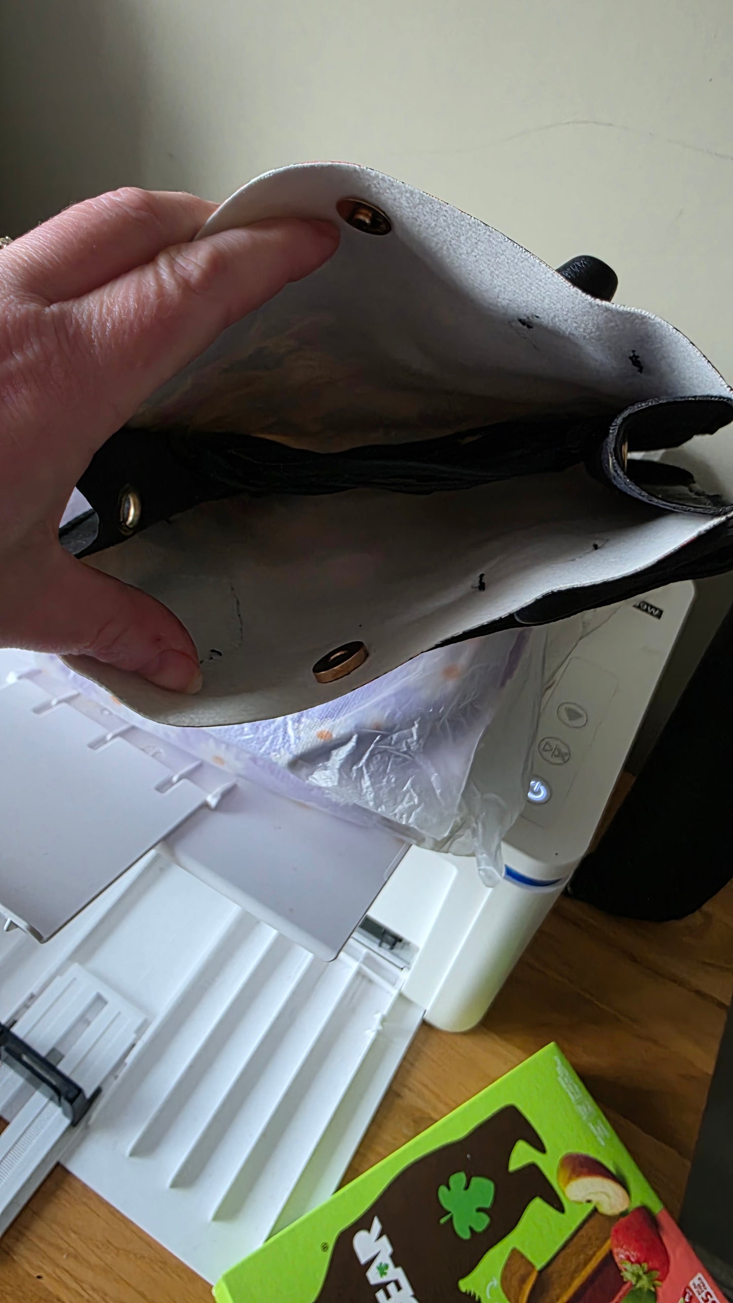 Artificial small bags